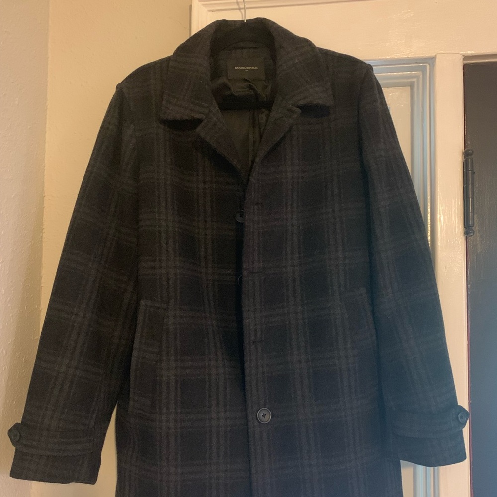 Banana Republic Men’s Black Peacoat